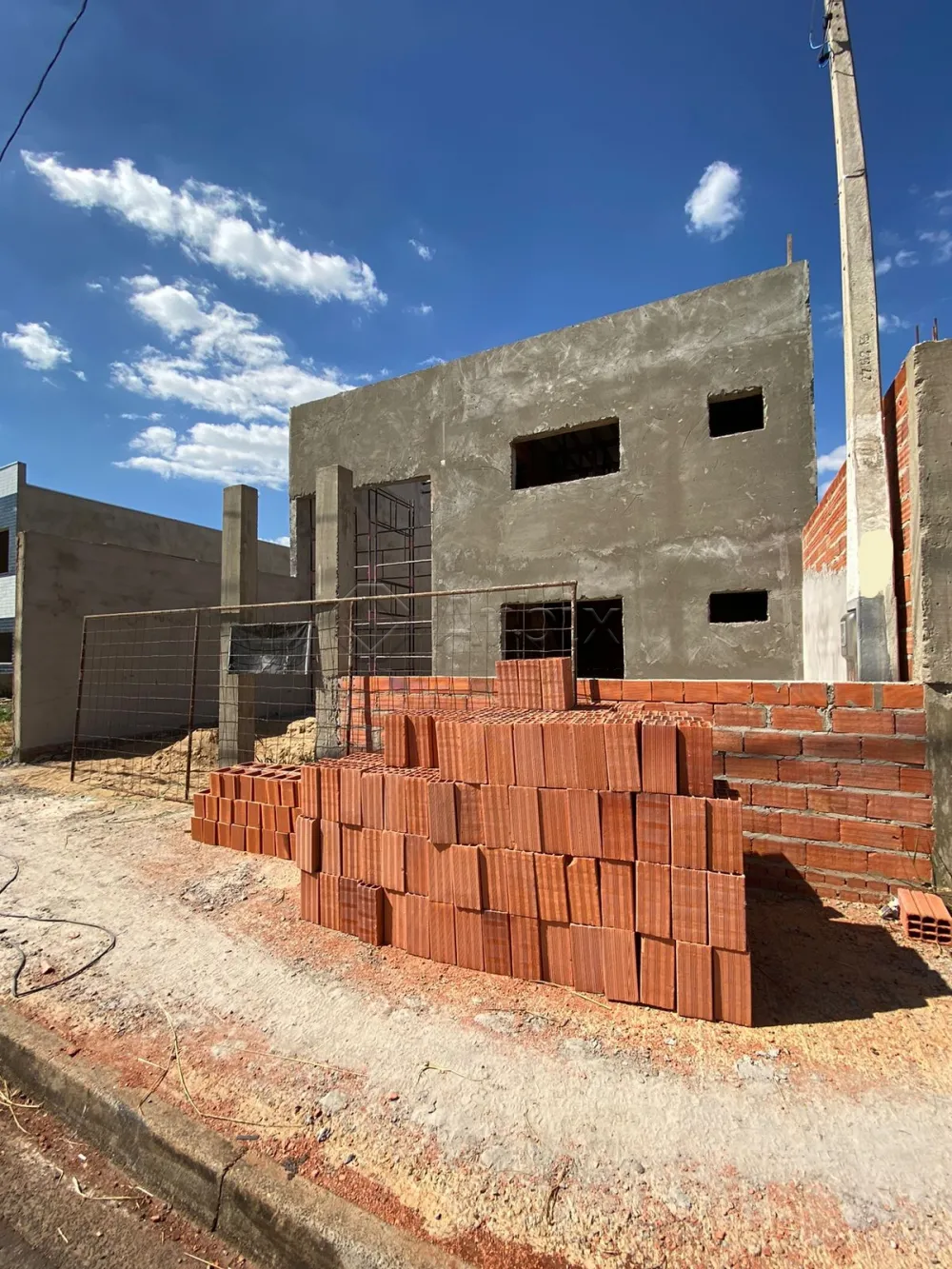 Alugar Comercial / Sal&atilde;o Comercial em Santa B&aacute;rbara D`Oeste R$ 4.500,00 - Foto 2